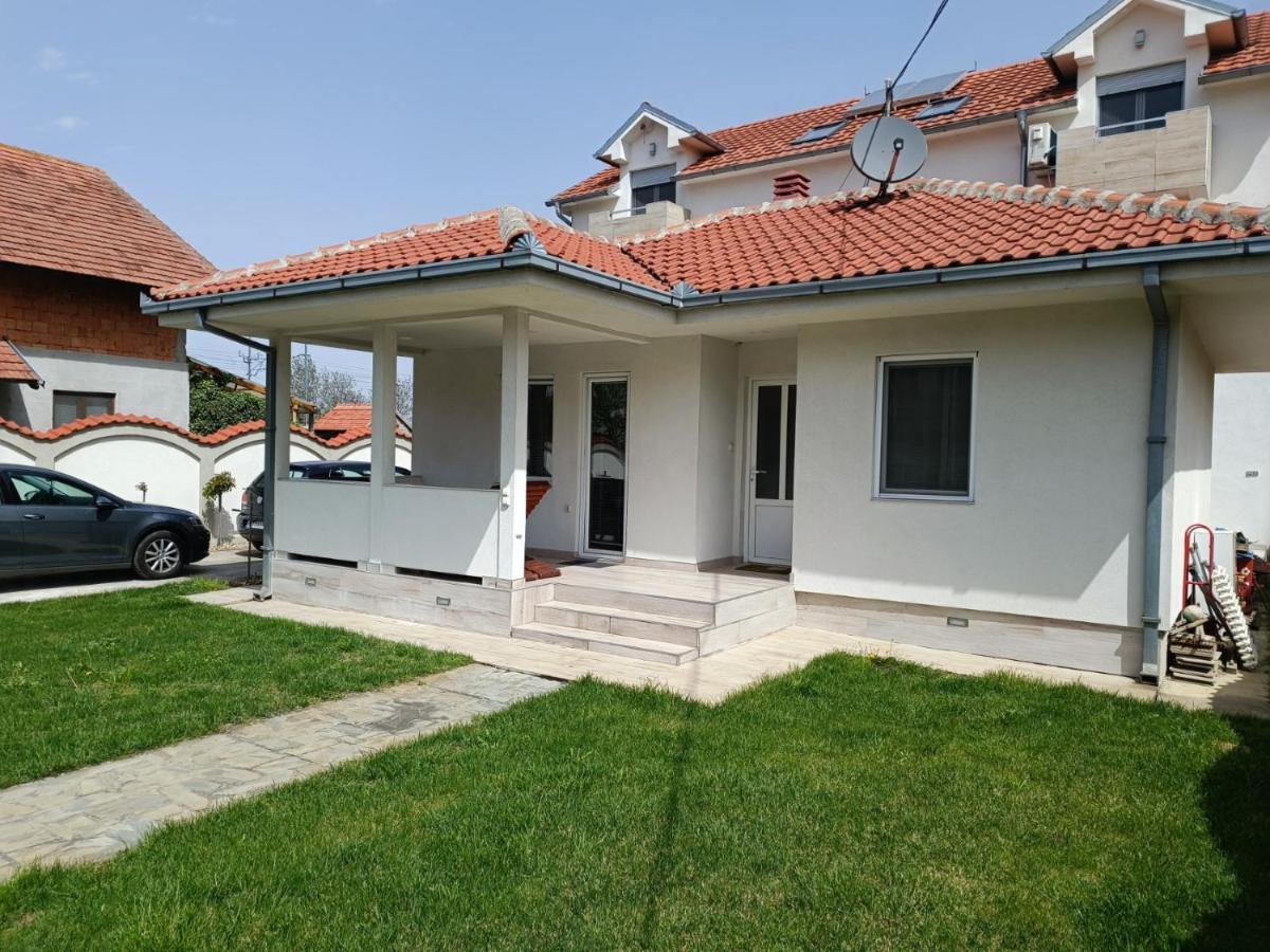 Serbian Home With Garden Krnjaca 外观 照片