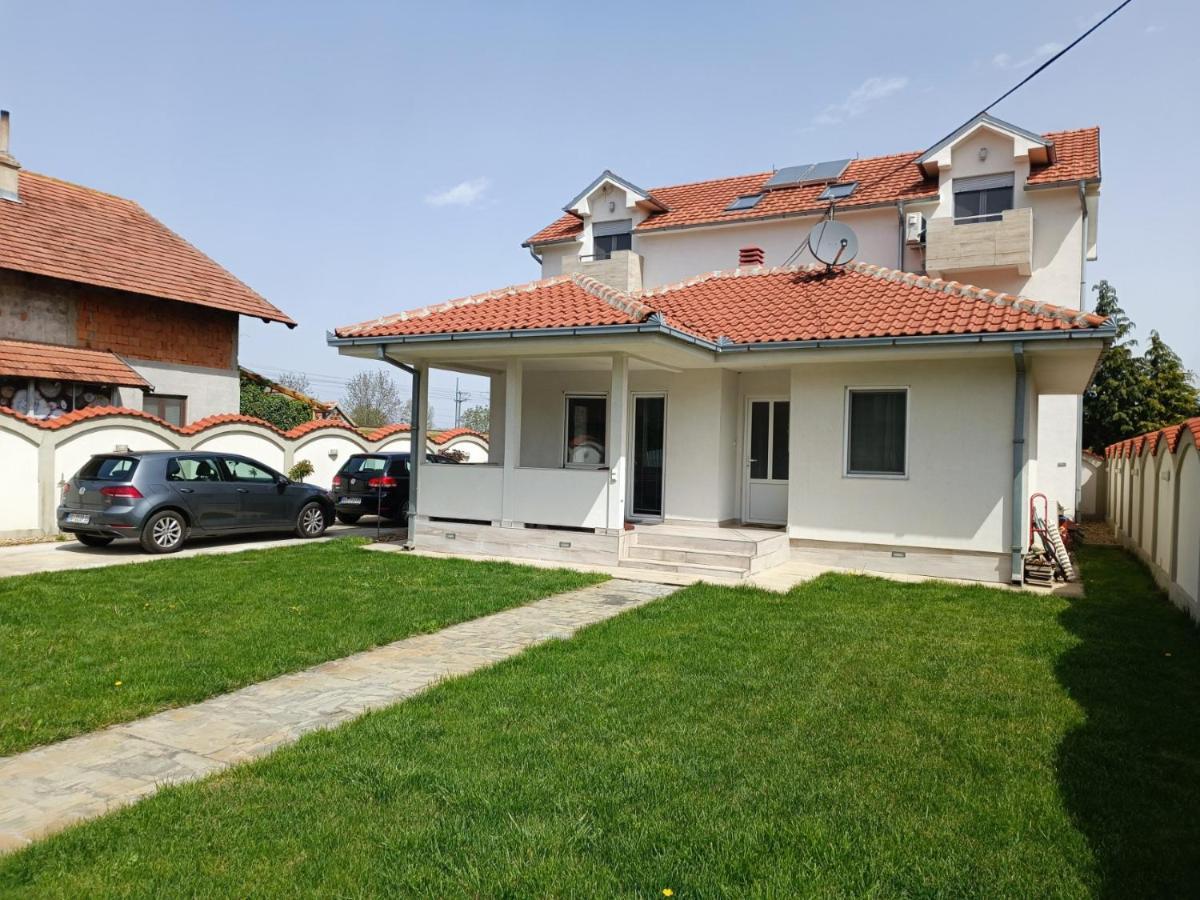 Serbian Home With Garden Krnjaca 外观 照片